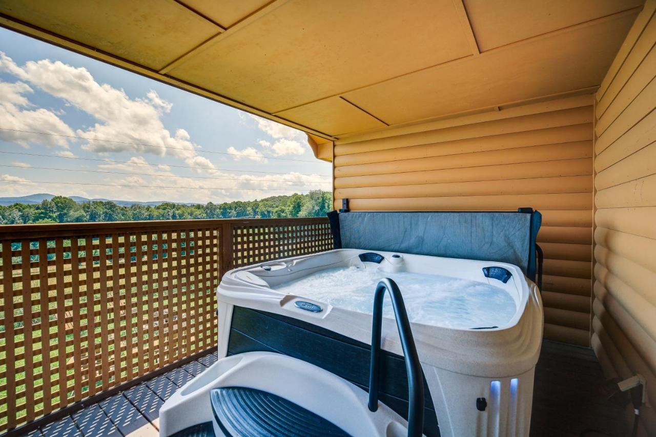 Blue Ridge Mountain Cabin With Views And Hot Tub Sparta 外观 照片