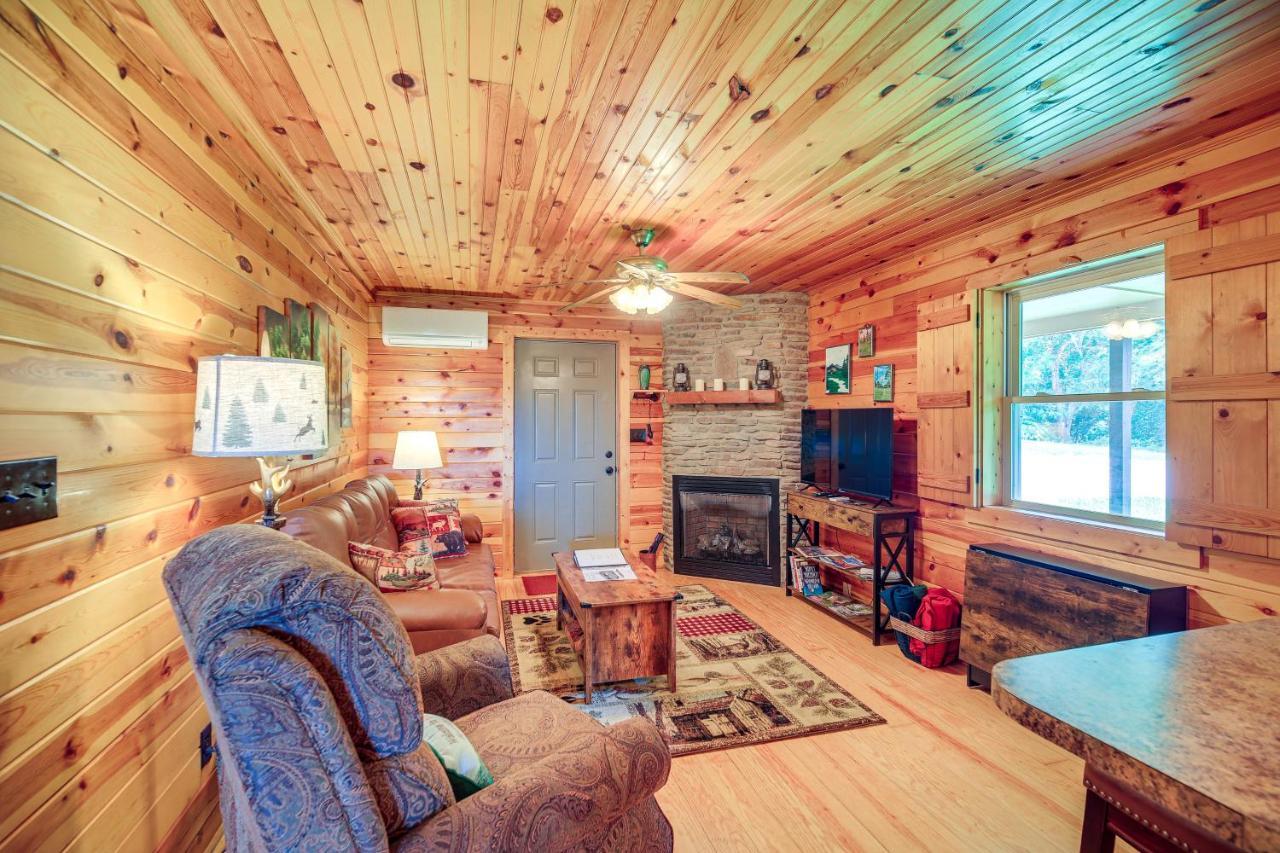 Blue Ridge Mountain Cabin With Views And Hot Tub Sparta 外观 照片
