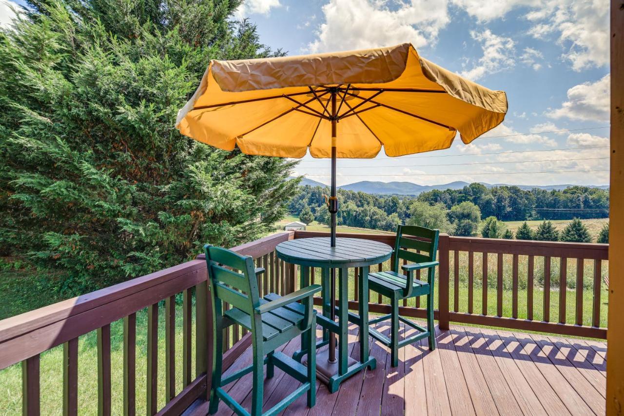 Blue Ridge Mountain Cabin With Views And Hot Tub Sparta 外观 照片