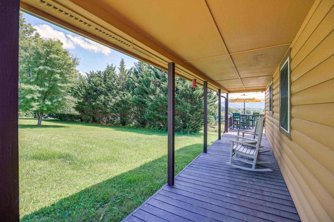 Blue Ridge Mountain Cabin With Views And Hot Tub Sparta 外观 照片